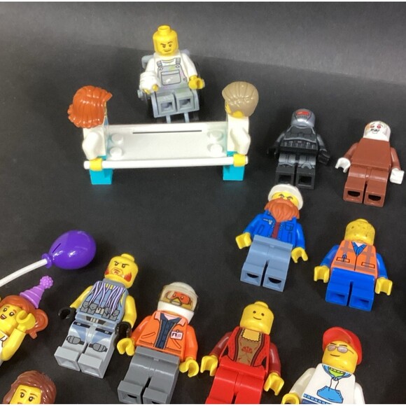 Lego Minifigure Huge Lot-Medical-Random-Workers-Warriors-Accessories - Picture 2 of 8